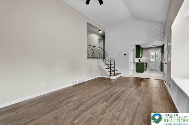 2038 Vista Drive, Bethlehem City, PA 18018