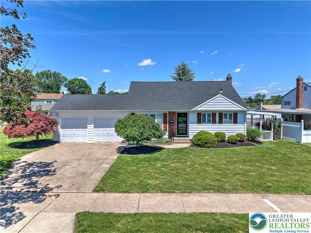 2038 Vista Drive, Bethlehem City, PA 18018