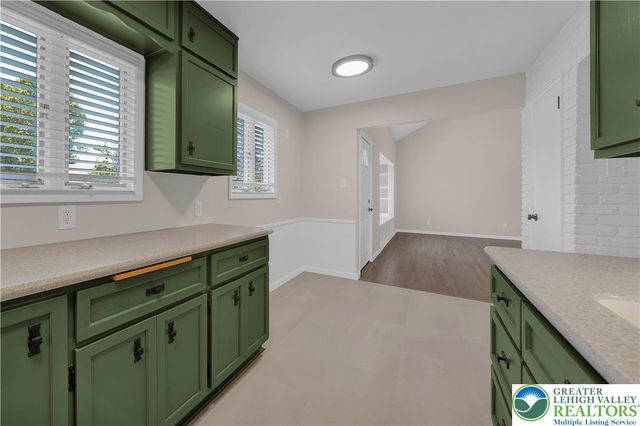 2038 Vista Drive, Bethlehem City, PA 18018
