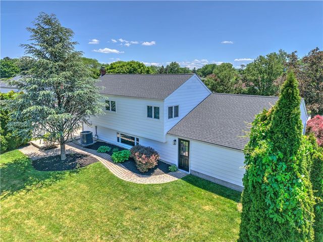 2038 Vista Drive, Bethlehem City, PA 18018