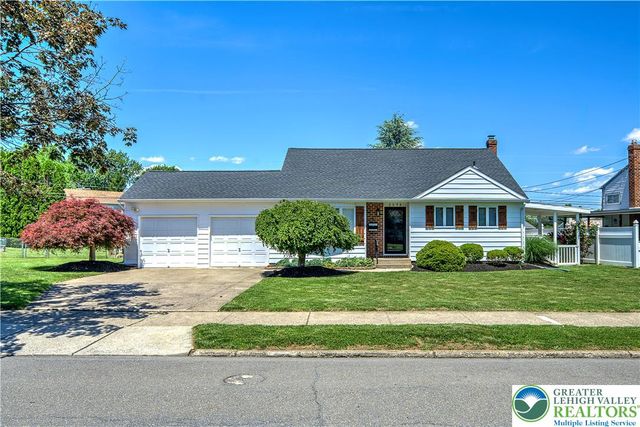 2038 Vista Drive, Bethlehem City, PA 18018