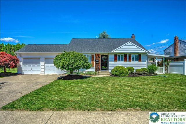 2038 Vista Drive, Bethlehem City, PA 18018