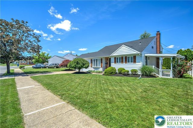 2038 Vista Drive, Bethlehem City, PA 18018