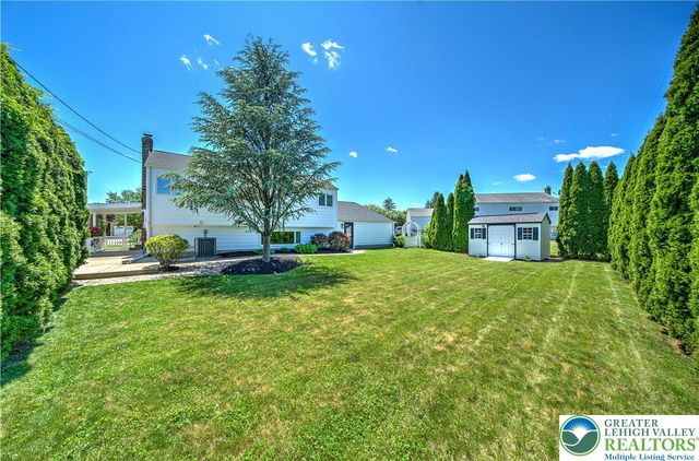 2038 Vista Drive, Bethlehem City, PA 18018