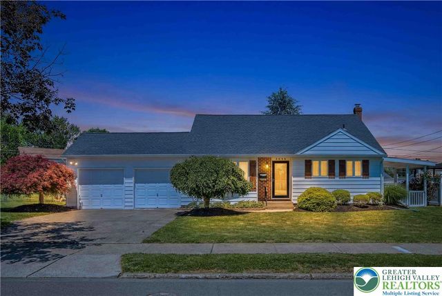 2038 Vista Drive, Bethlehem City, PA 18018