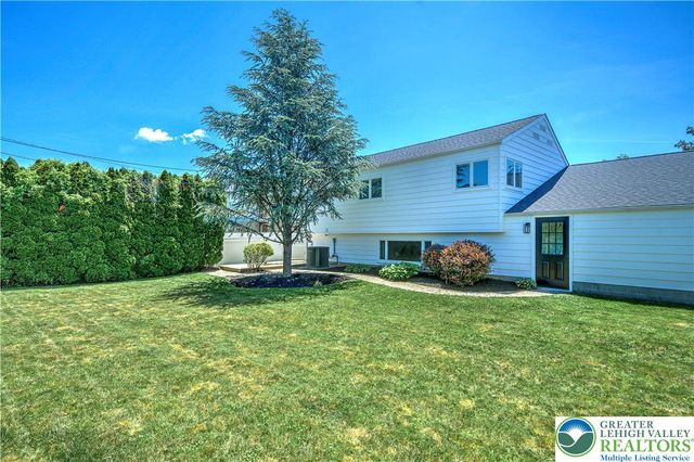 2038 Vista Drive, Bethlehem City, PA 18018