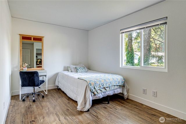 21925 2nd Avenue SE, Bothell, WA 98021