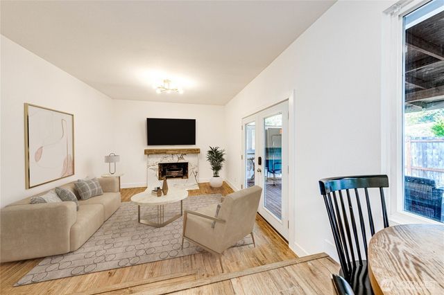 21925 2nd Avenue SE, Bothell, WA 98021