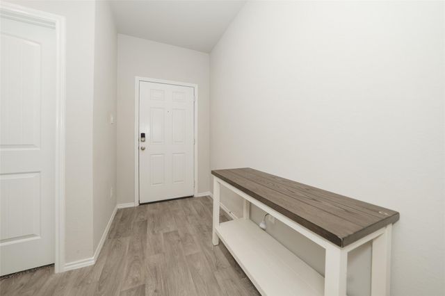 2407 Divot Lane, Navasota, TX 77868