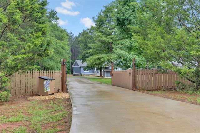 1511 Weaver Jones Road, Rutledge, GA 30663