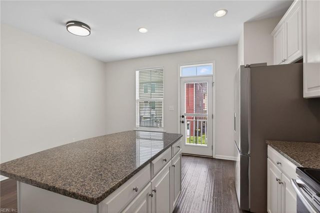 511 Sloane ST, Chesapeake, VA 23324