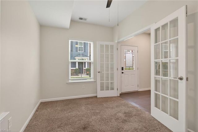 511 Sloane ST, Chesapeake, VA 23324