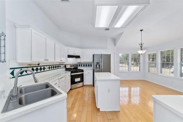 15010 Leila Oaks Lane, Houston, TX 77082