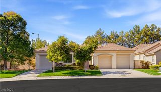 1009 Sir James Bridge Way, Las Vegas, NV 89145