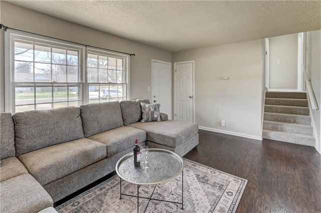 7423 Harris Avenue, Raytown, MO 64133