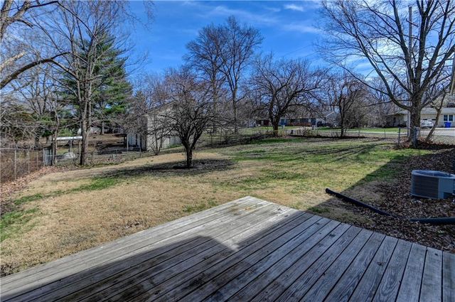 7423 Harris Avenue, Raytown, MO 64133