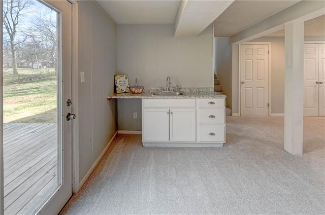 7423 Harris Avenue, Raytown, MO 64133