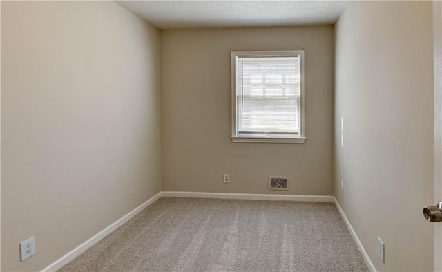 7423 Harris Avenue, Raytown, MO 64133