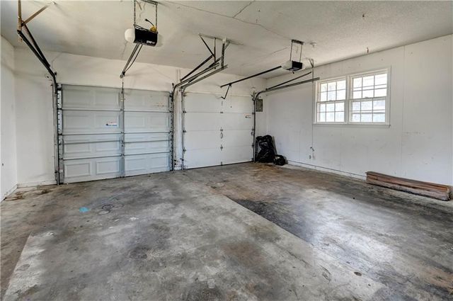 7423 Harris Avenue, Raytown, MO 64133