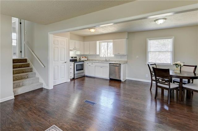 7423 Harris Avenue, Raytown, MO 64133