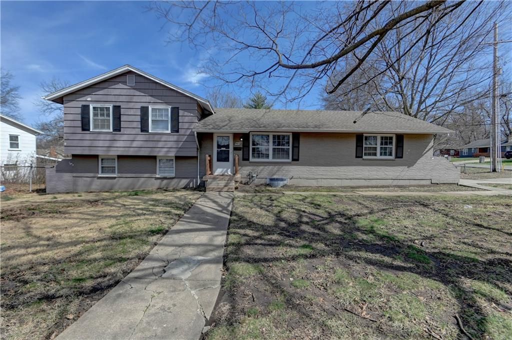 7423 Harris Avenue, Raytown, MO 64133