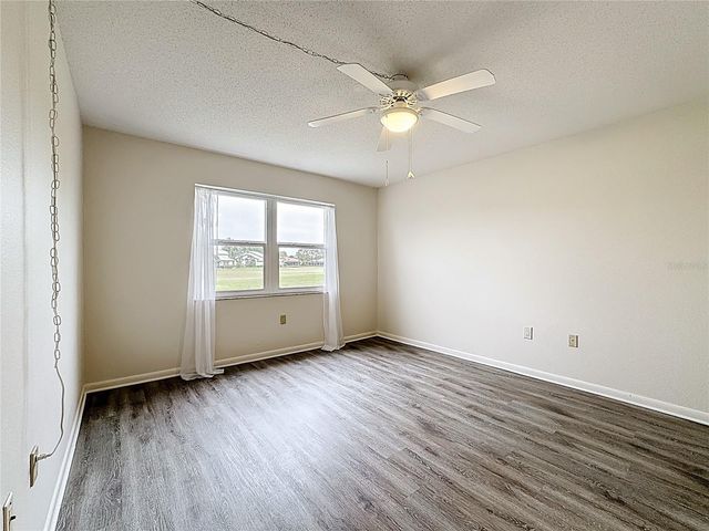 760 VILLAGE CIRCLE 109, Venice, FL 34292