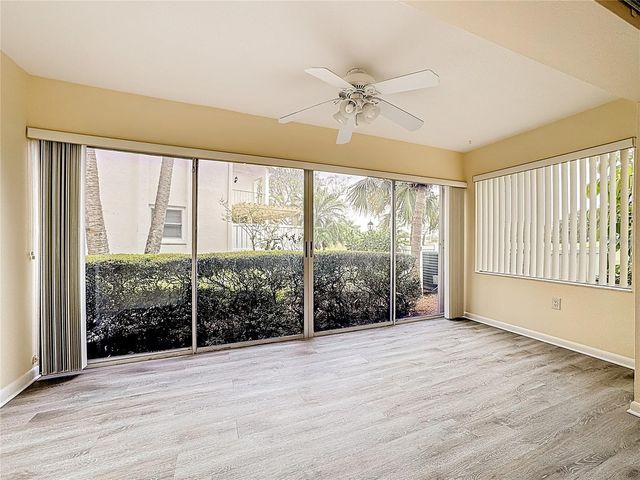 760 VILLAGE CIRCLE 109, Venice, FL 34292