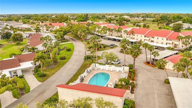 760 VILLAGE CIRCLE 109, Venice, FL 34292