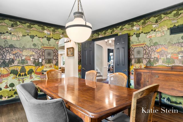 833 Gladstone Drive Se, East Grand Rapids, MI 49506