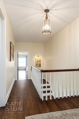 833 Gladstone Drive Se, East Grand Rapids, MI 49506