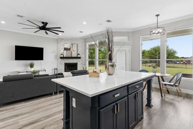 1001 Pike Road, Gunter, TX 75058