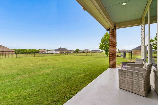 1001 Pike Road, Gunter, TX 75058