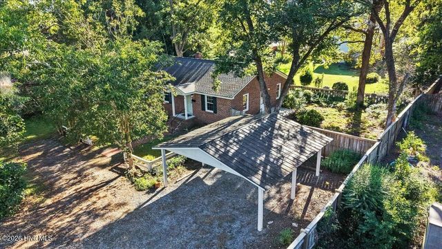 411 S 3rd Street, Smithfield, NC 27577