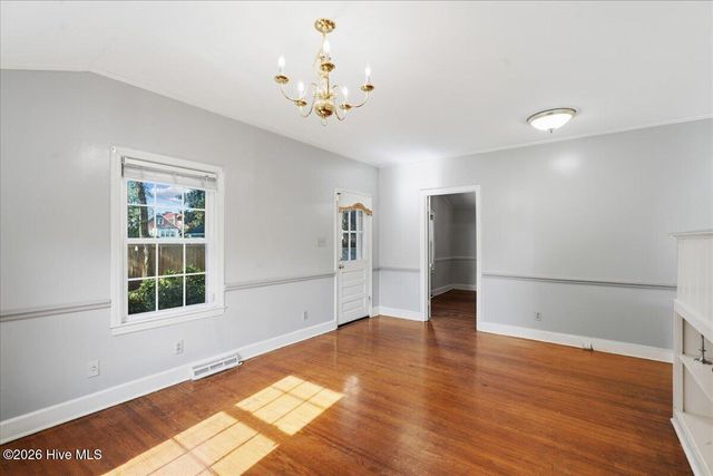 411 S 3rd Street, Smithfield, NC 27577