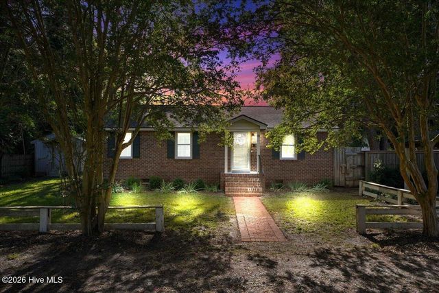 411 S 3rd Street, Smithfield, NC 27577
