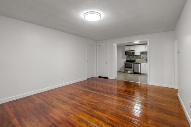 39 Montvale 8, Woburn, MA 01801