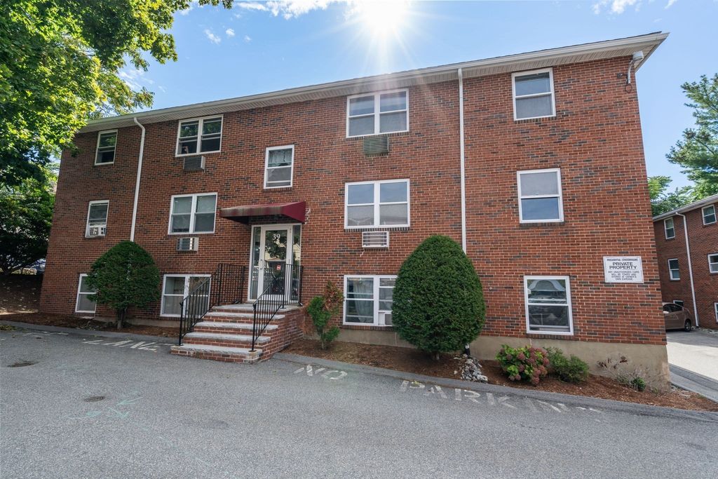 39 Montvale 8, Woburn, MA 01801