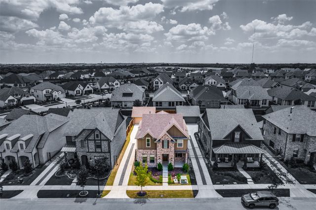 1813 Lakemont Drive, Van Alstyne, TX 75495