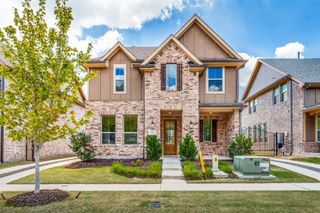 1813 Lakemont Drive, Van Alstyne, TX 75495