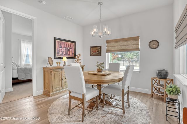 1837 Market Circle NE, Palm Bay, FL 32905