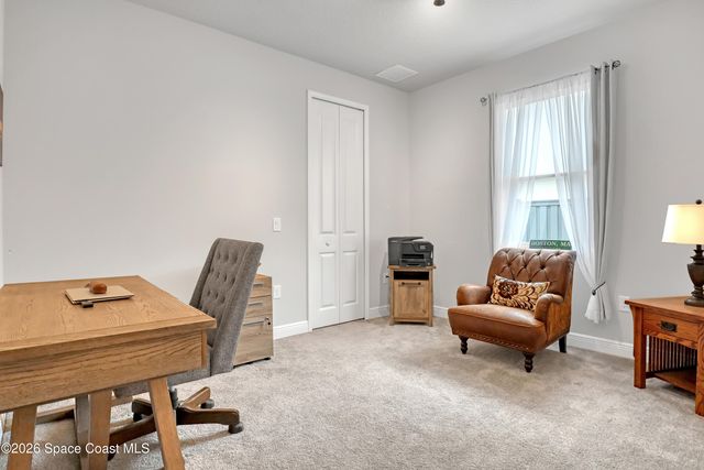 1837 Market Circle NE, Palm Bay, FL 32905