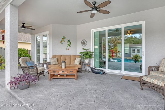 1837 Market Circle NE, Palm Bay, FL 32905