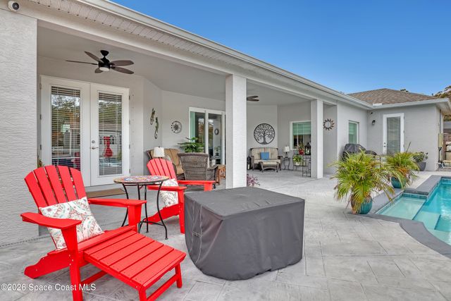 1837 Market Circle NE, Palm Bay, FL 32905