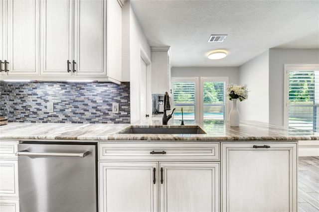 1904 Nursery Road, The Woodlands, TX 77380