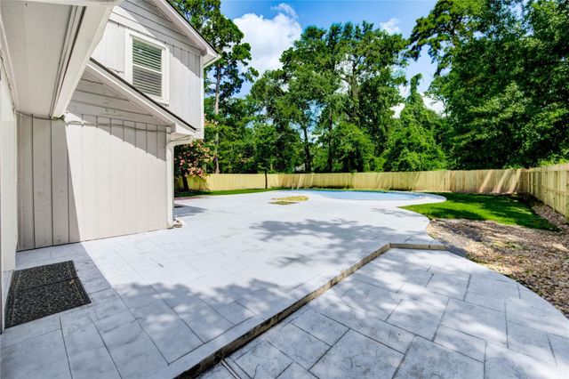 1904 Nursery Road, The Woodlands, TX 77380