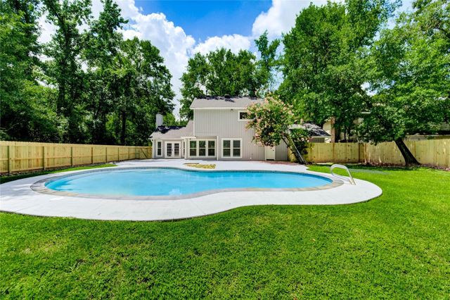 1904 Nursery Road, The Woodlands, TX 77380