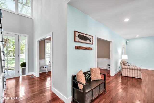220 Shearwater Drive, Hampstead, NC 28443