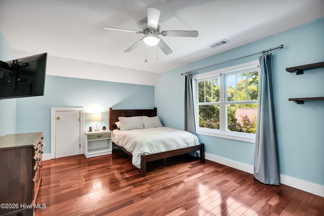 220 Shearwater Drive, Hampstead, NC 28443
