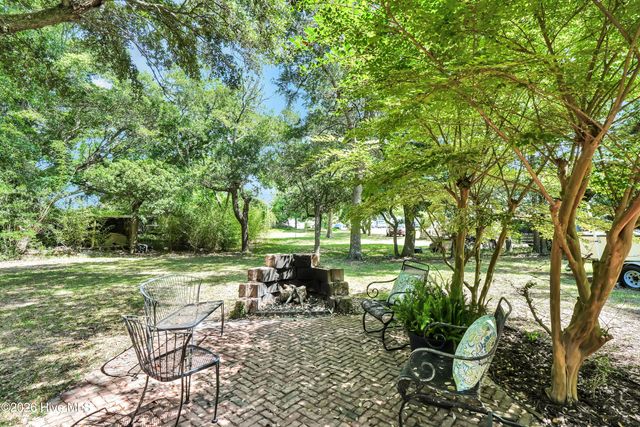 220 Shearwater Drive, Hampstead, NC 28443