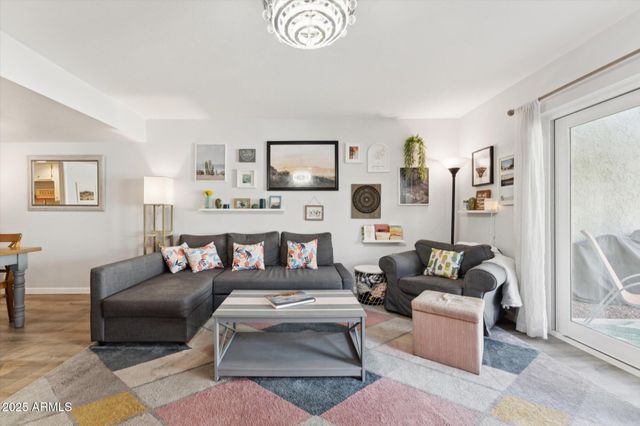 7628 N 19TH Drive, Phoenix, AZ 85021